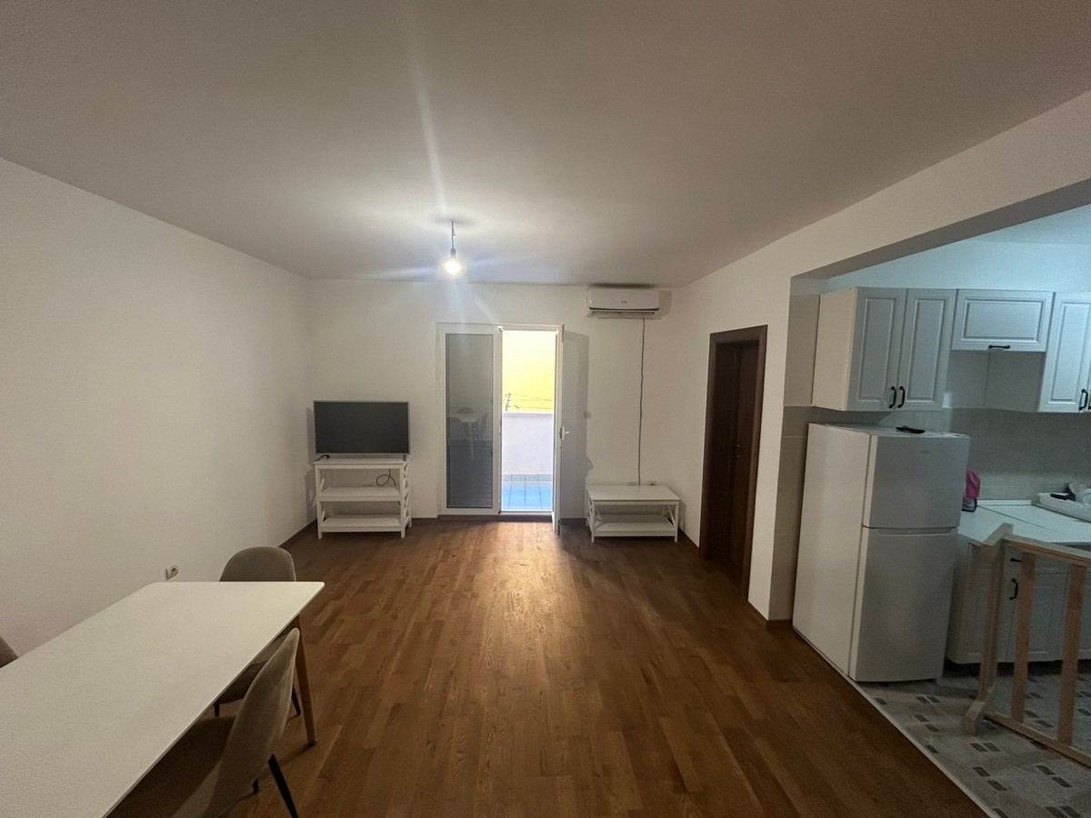 Dvosoban stan na odličnoj lokaciji, Mainska ulica, Budva 